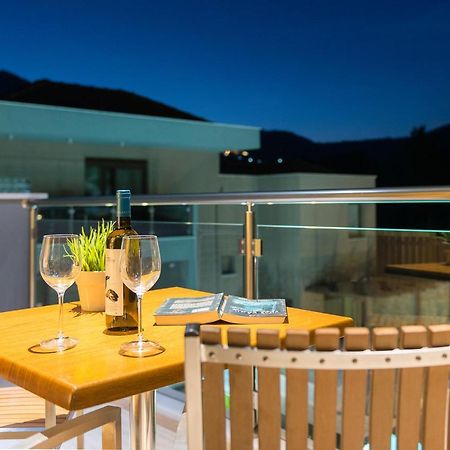 Ferienwohnung Mary'S Luxury Chrisi Ammoudia Exterior foto