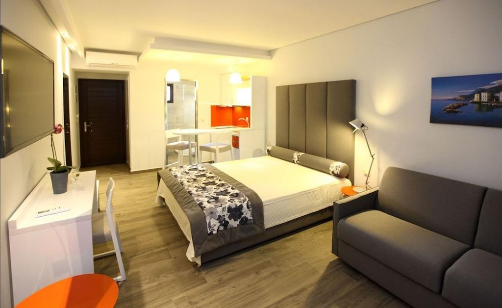 Ferienwohnung Mary'S Luxury Chrisi Ammoudia Zimmer foto