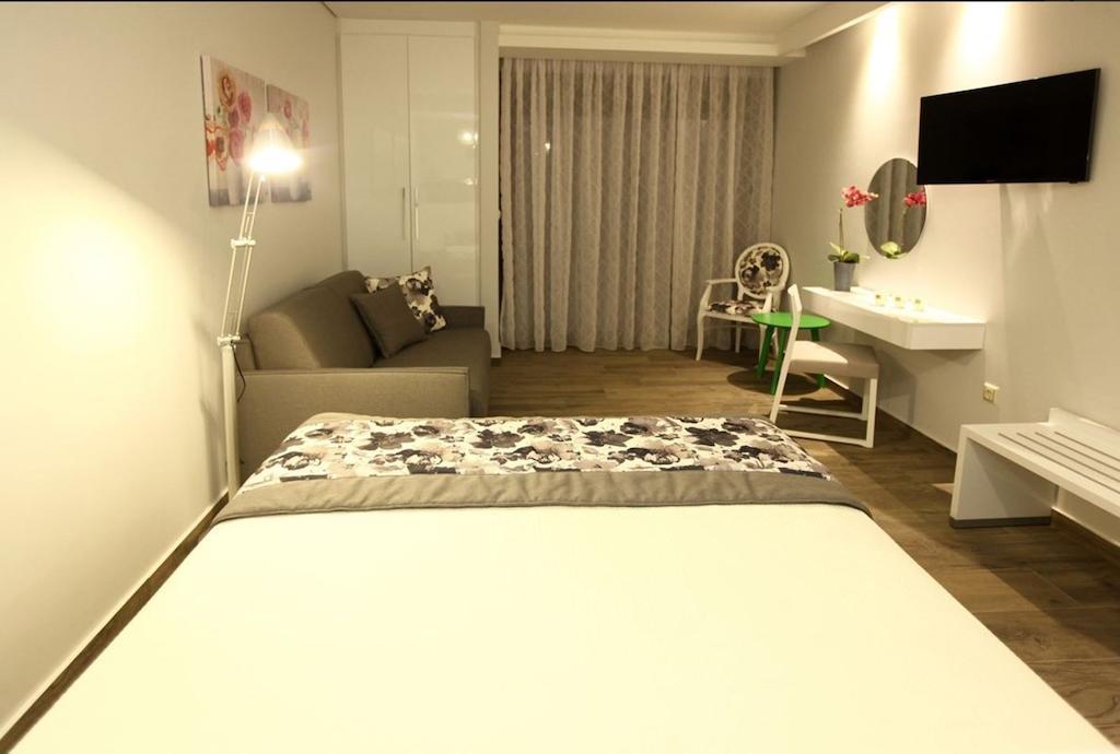 Ferienwohnung Mary'S Luxury Chrisi Ammoudia Zimmer foto